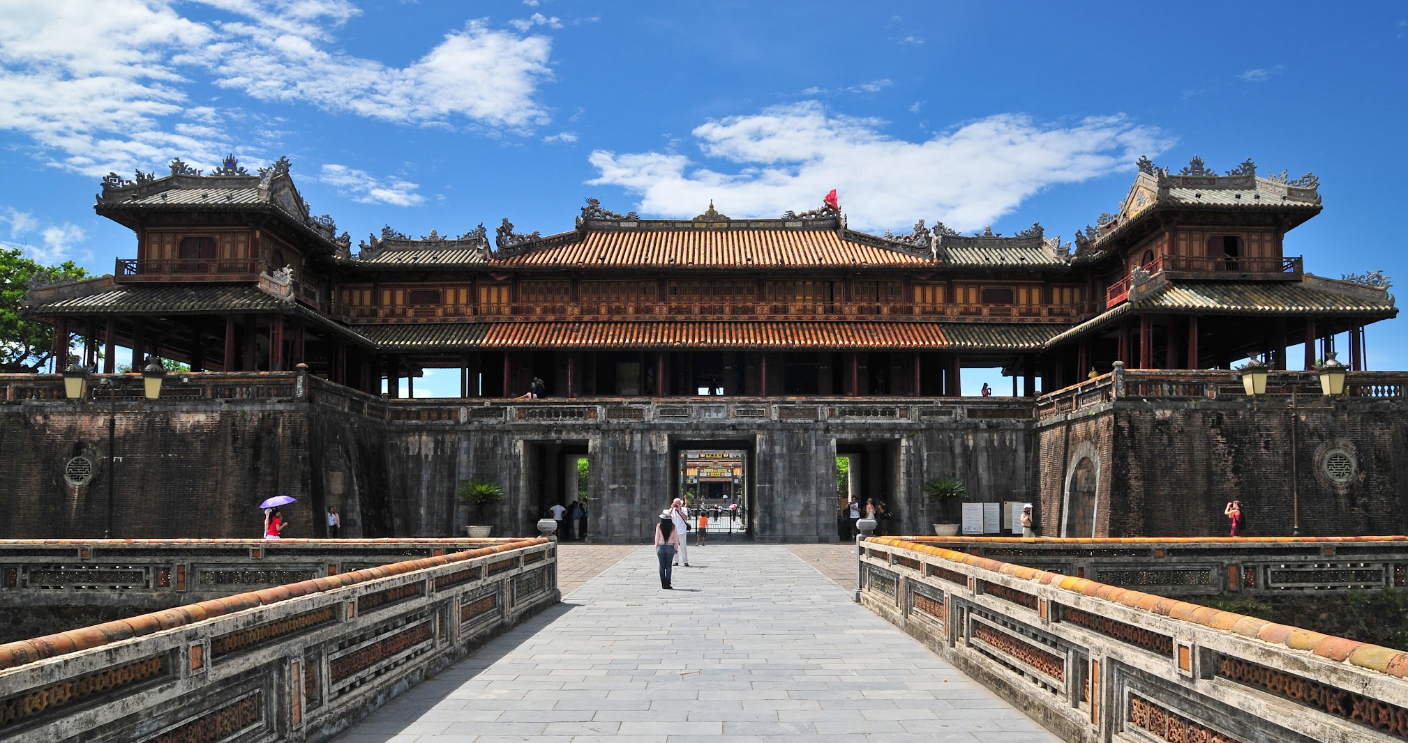 hue imperial palace front view